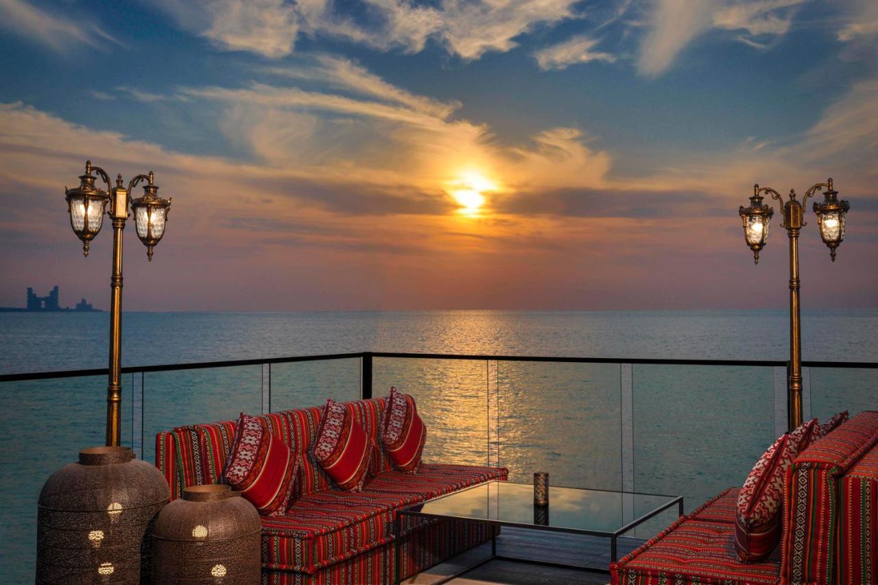 Anantara World Islands Dubai Resort Exterior photo