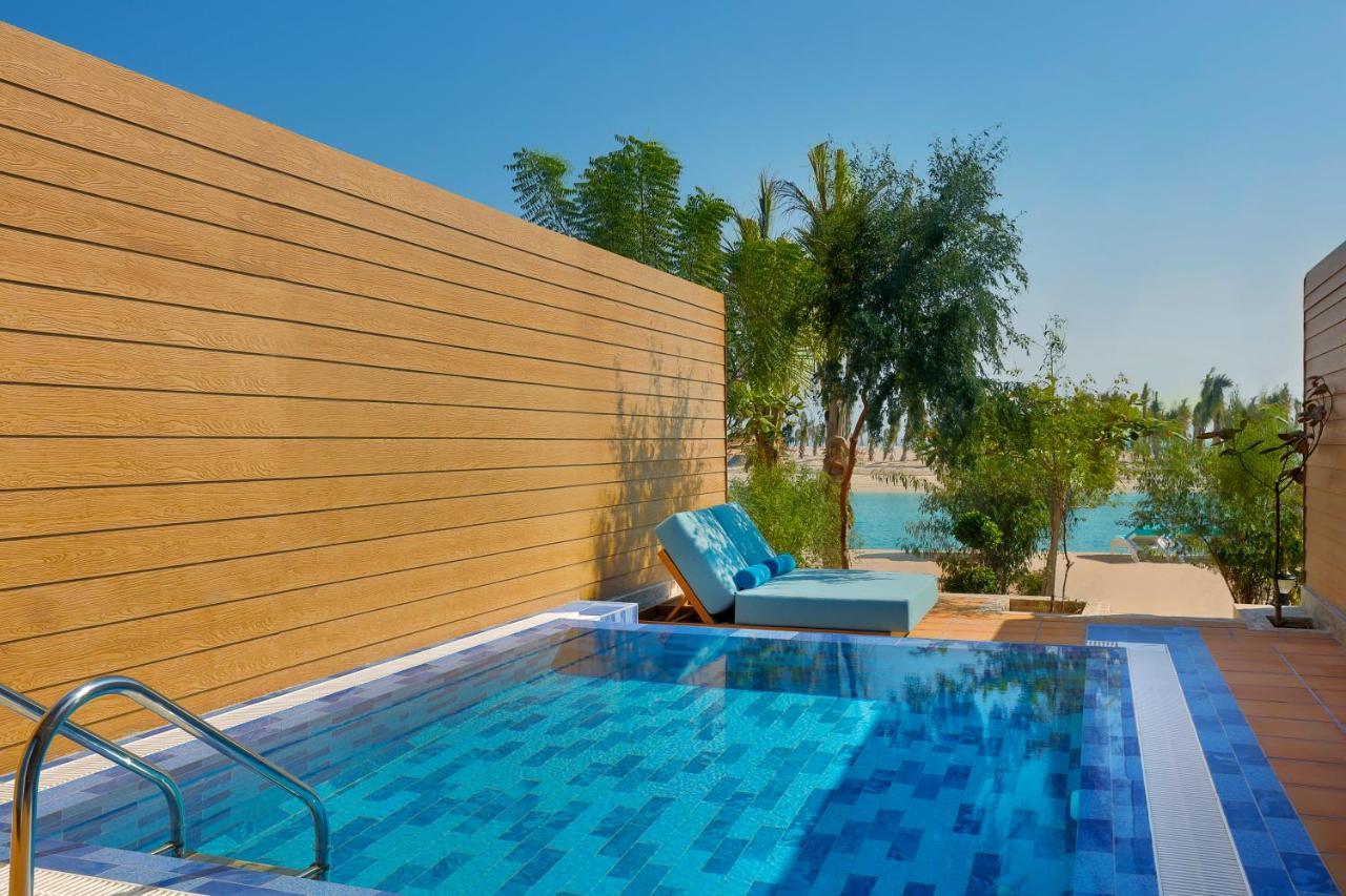 Anantara World Islands Dubai Resort Exterior photo